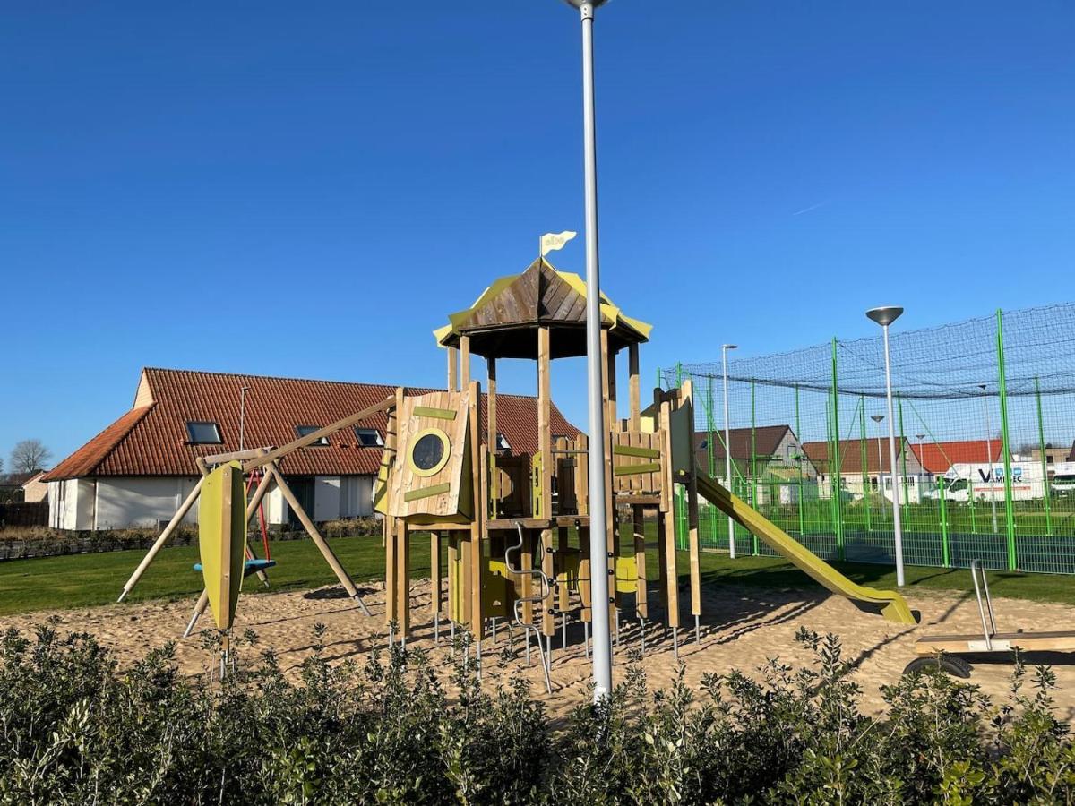 Wh95 Gezellig Vakantiehuisje -4P- Met Tuin En Parking Koksijde Ngoại thất bức ảnh